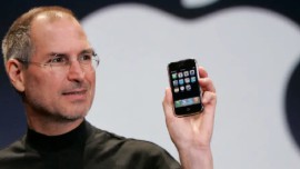 iPhone thế hệ đầu tiên được bán với giá hơn 1,5 tỷ đồng!