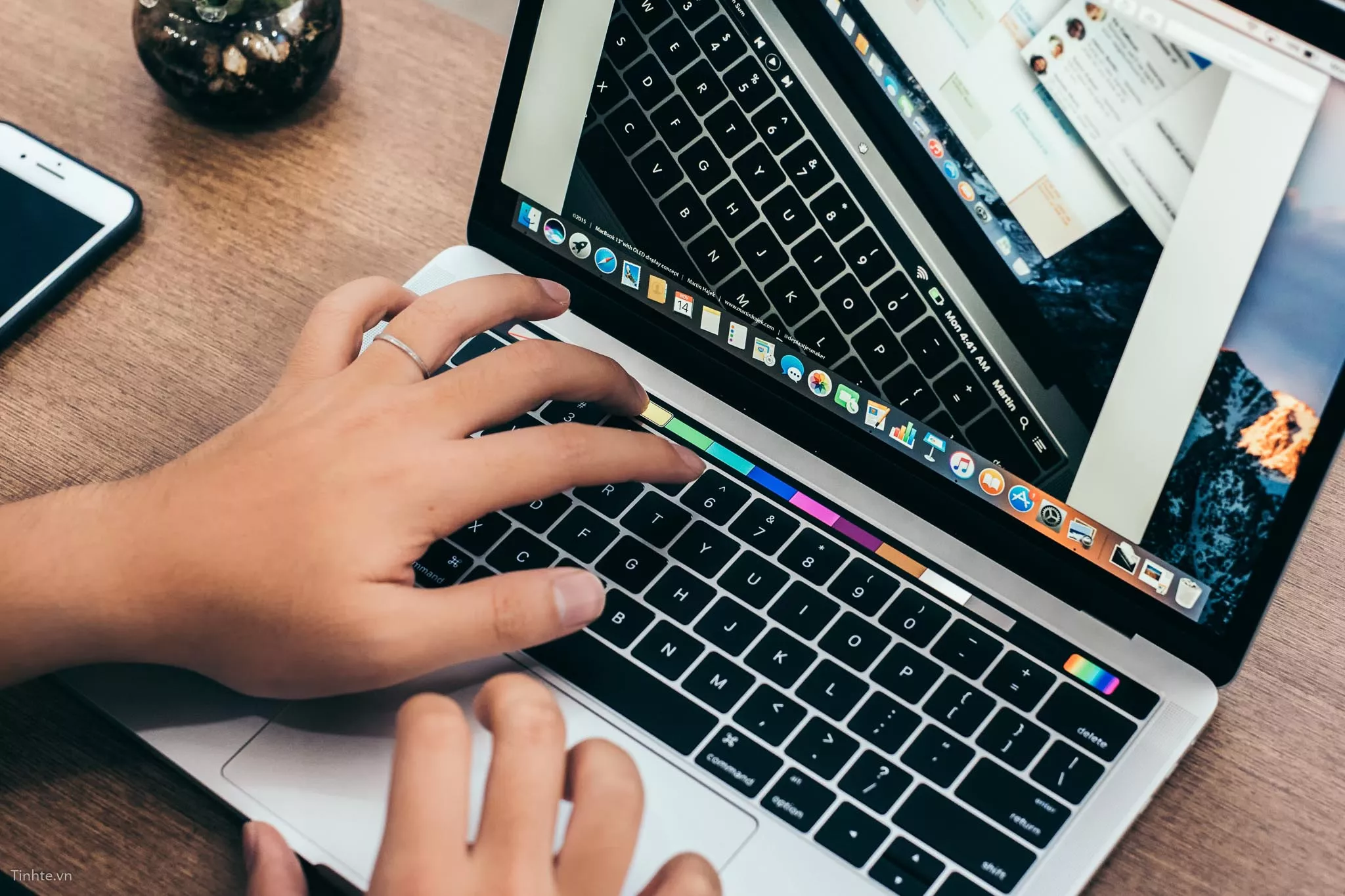 Người dùng MacBook Pro 2018 có thể mất toàn bộ dữ liệu nếu bo mạch logic bị hỏng