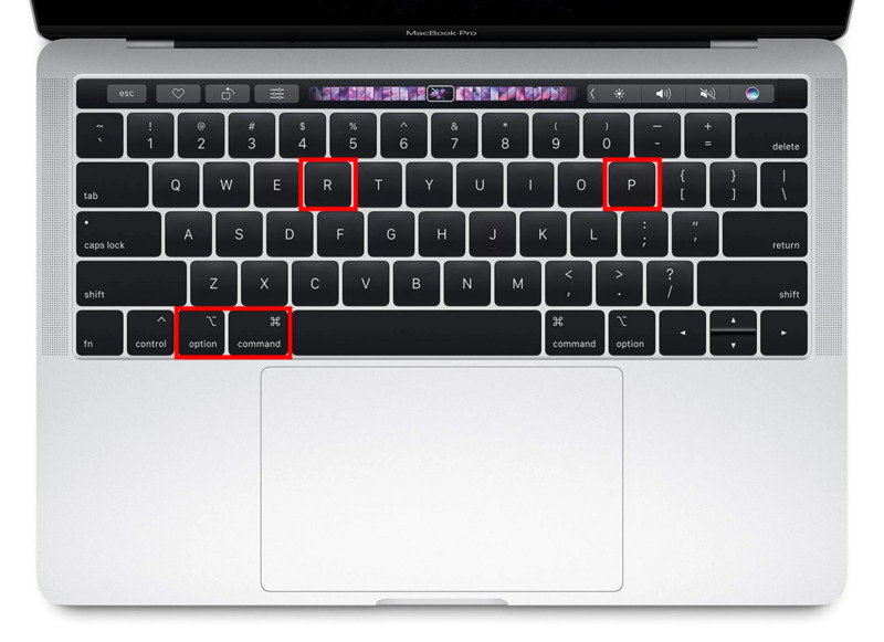 Giữ tổ hợp phím Option + Command + P + R vài giây để reset PRAM