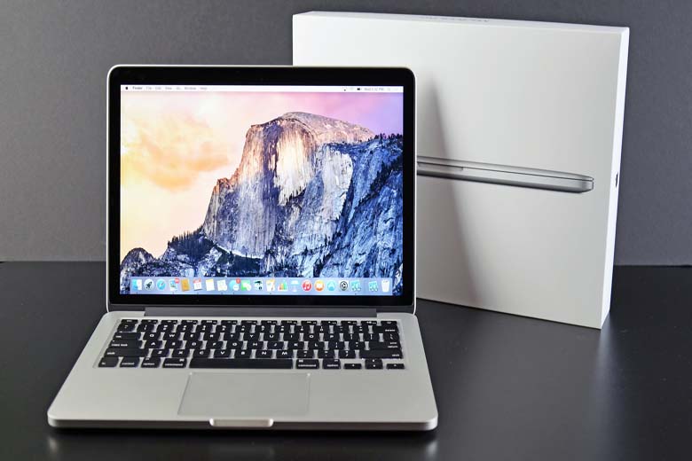 MacBook Pro 2015 nhờ được trang bị hệ thống siêu luồng Hyper-Threading cho phép khả năng xử lý đa nhiệm