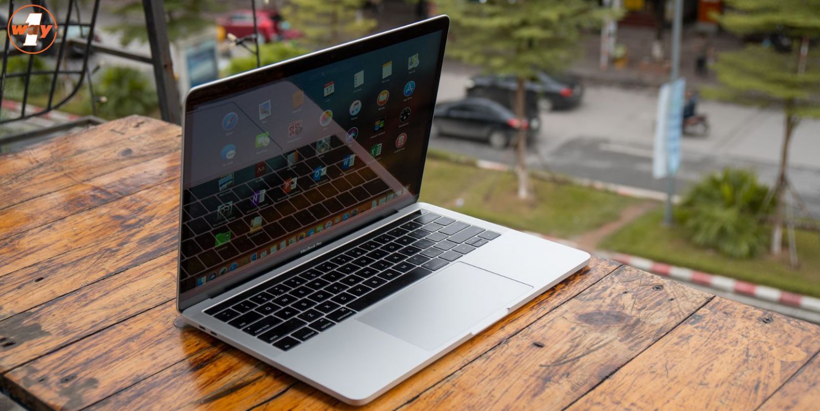 MacBook Pro 13 inch cũ MLVP2